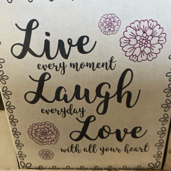 Meet your Posher, Janice - Picture 5 of 11